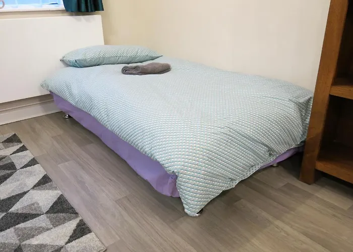 3 Bedroom Home With Welcome Breakfast Near Beaches